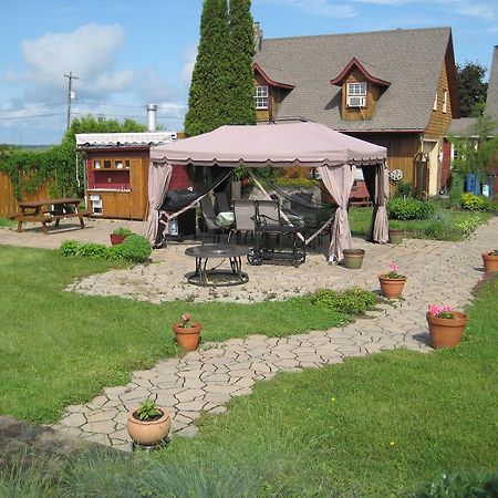 Bed and Breakfast Eden Sur Terre Marieville Экстерьер фото