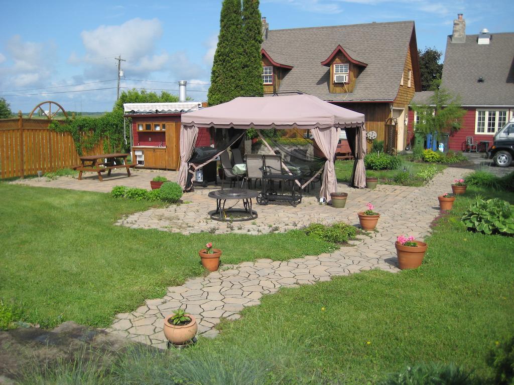 Bed and Breakfast Eden Sur Terre Marieville Экстерьер фото