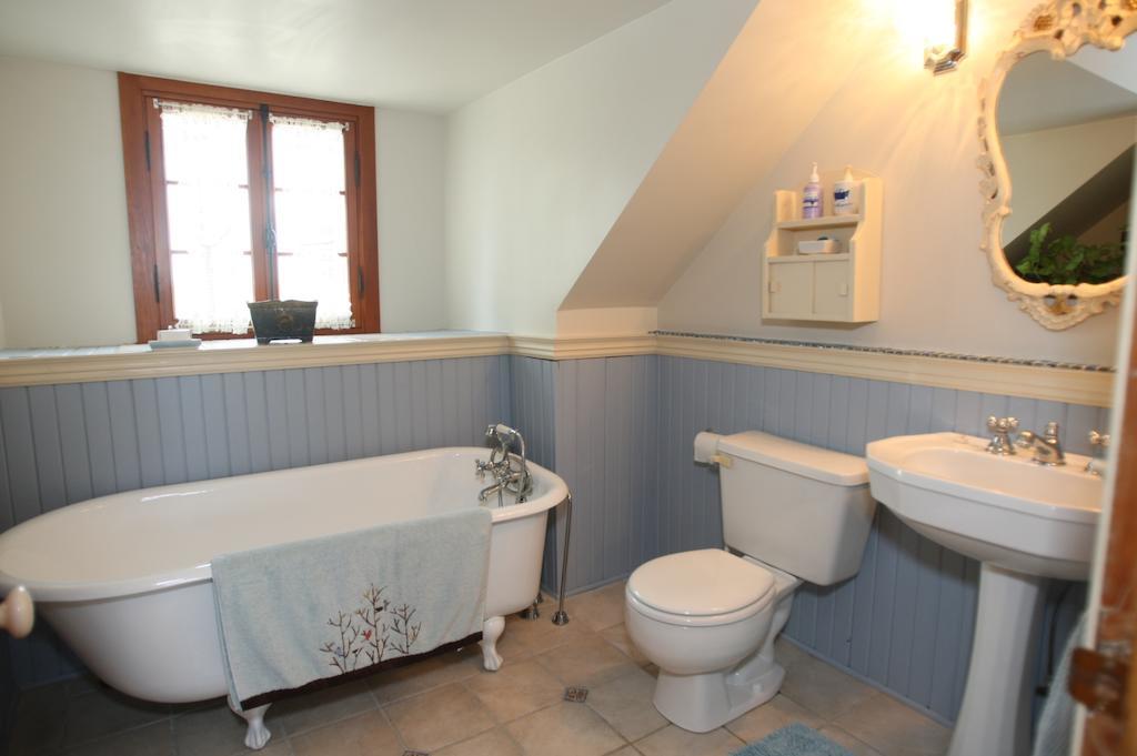 Bed and Breakfast Eden Sur Terre Marieville Номер фото