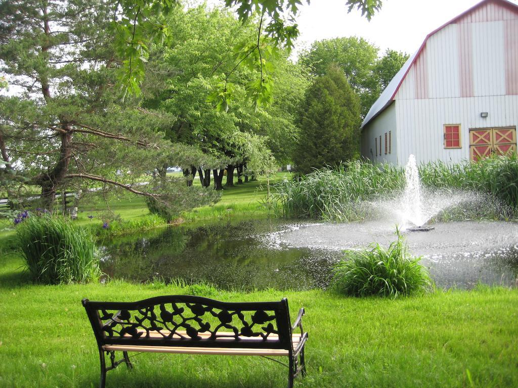 Bed and Breakfast Eden Sur Terre Marieville Экстерьер фото